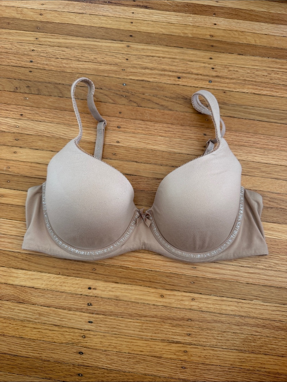 Victoria's Secret Beige Nude T-Shirt Bra
